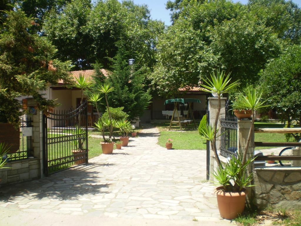 Dodis Village Платаниас Екстериор снимка